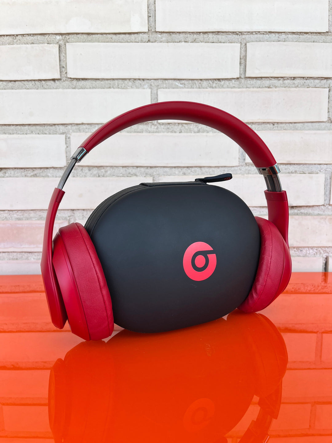 Cascos Beats rojos - excelentes - Videojuegoos