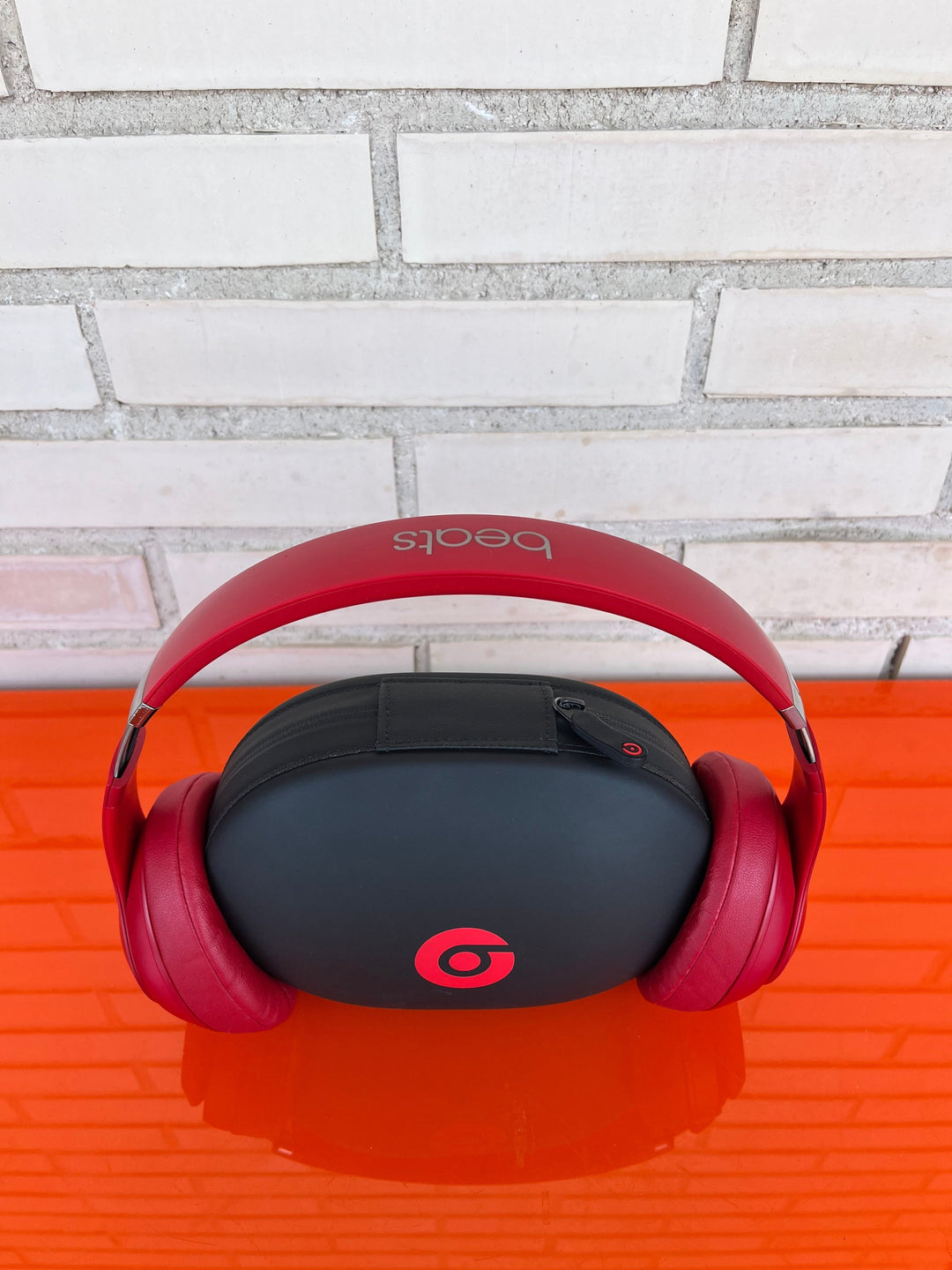 Cascos Beats rojos - excelentes - Videojuegoos