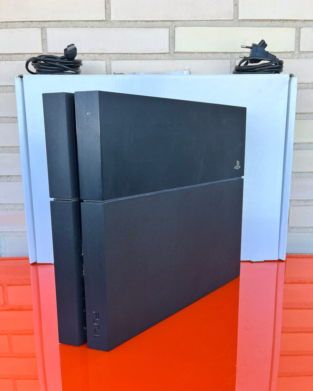 Consola PS4 (PlayStation 4) Negra + Mando Blanco - Videojuegoos