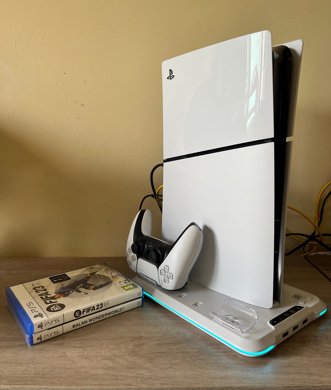 Consola PS5 Slim con lector de disco - Videojuegoos