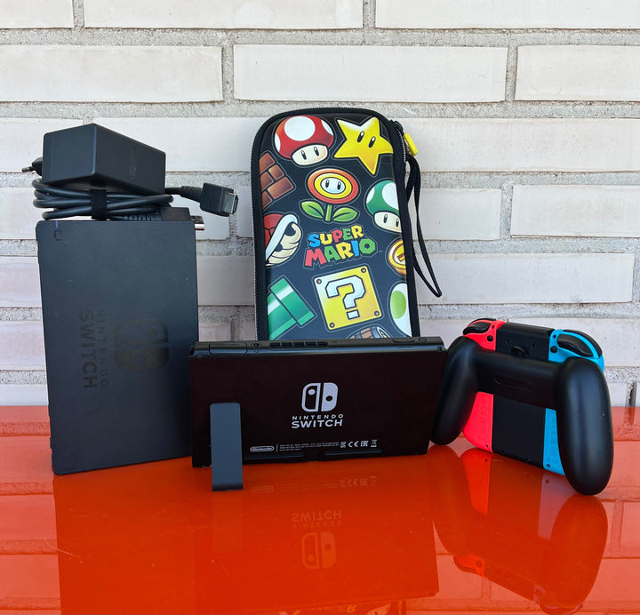 Nintendo Switch Azul y Rojo - Videojuegoos