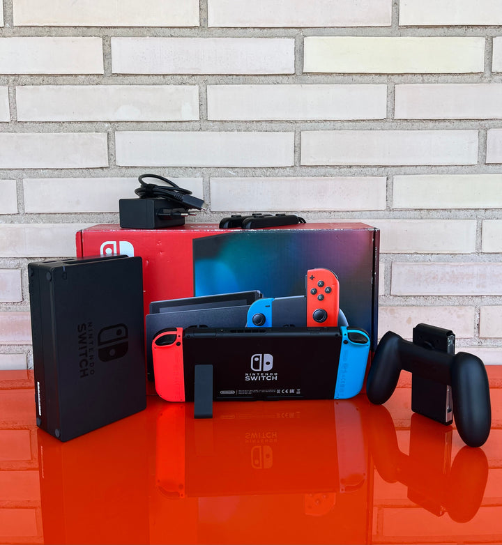Nintendo Switch - Azul/Rojo - Videojuegoos