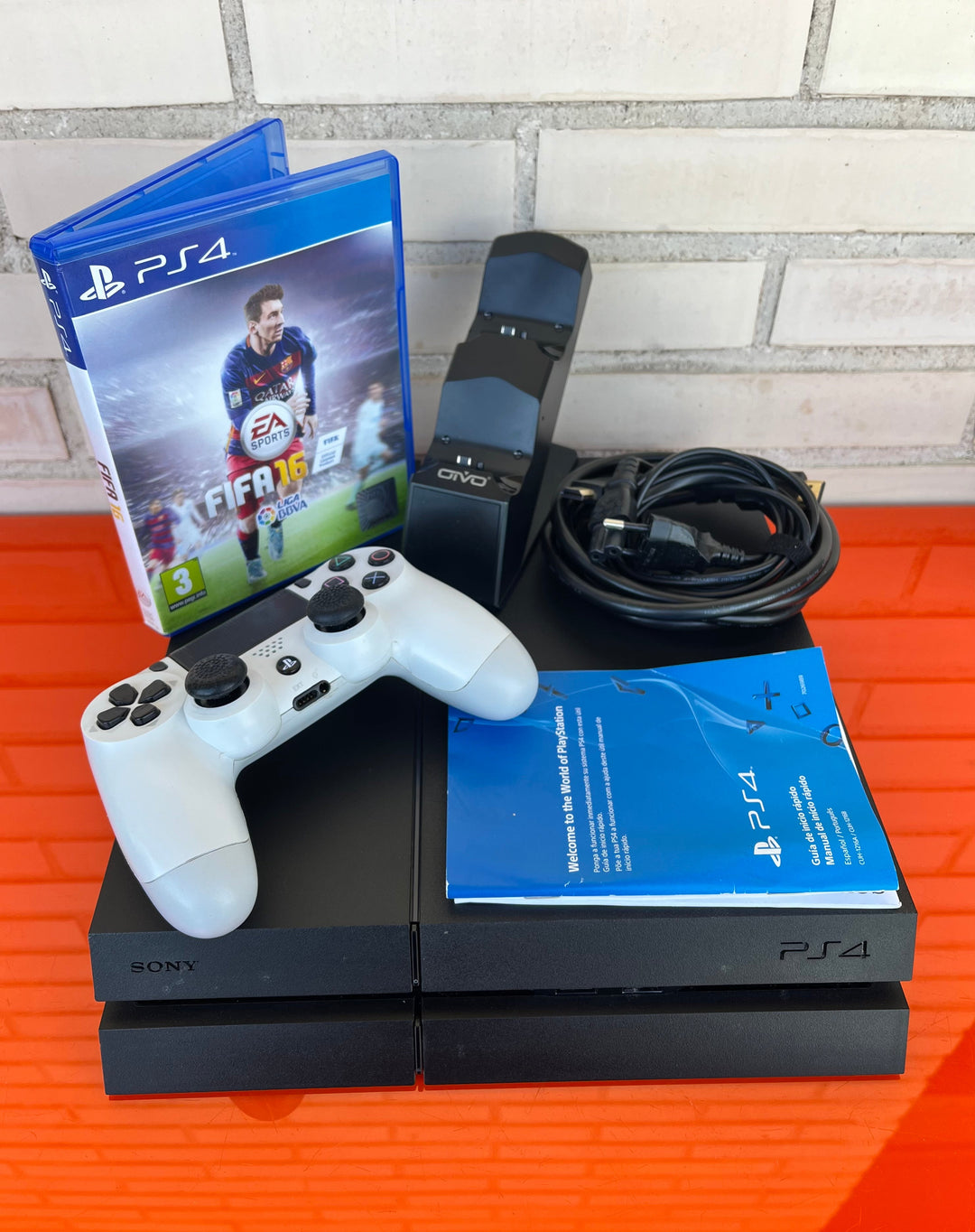 PS4 1TB Negra + FIFA 16 - Videojuegoos