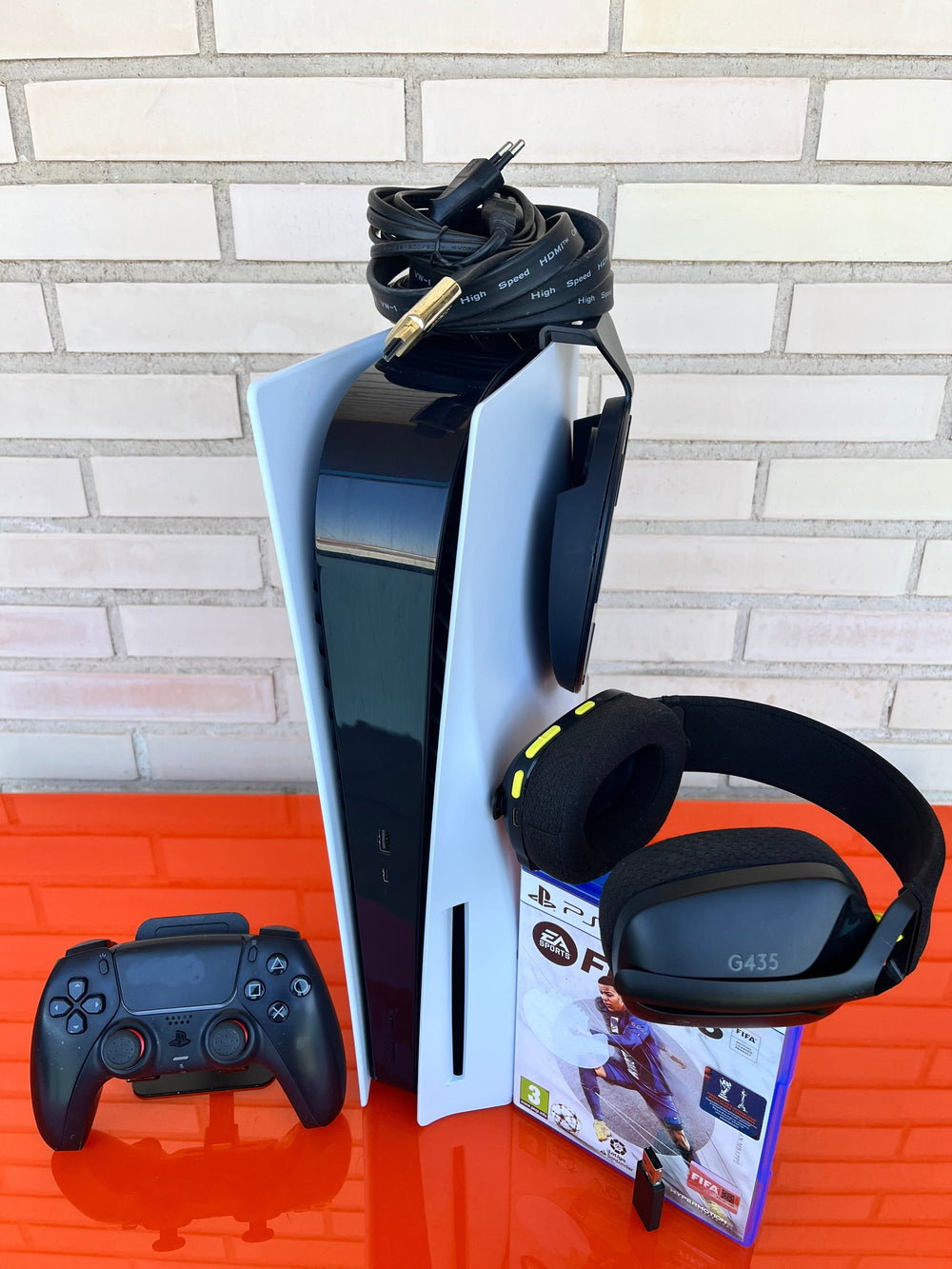 PS5 (PlayStation 5) + FIFA 23 - Videojuegoos