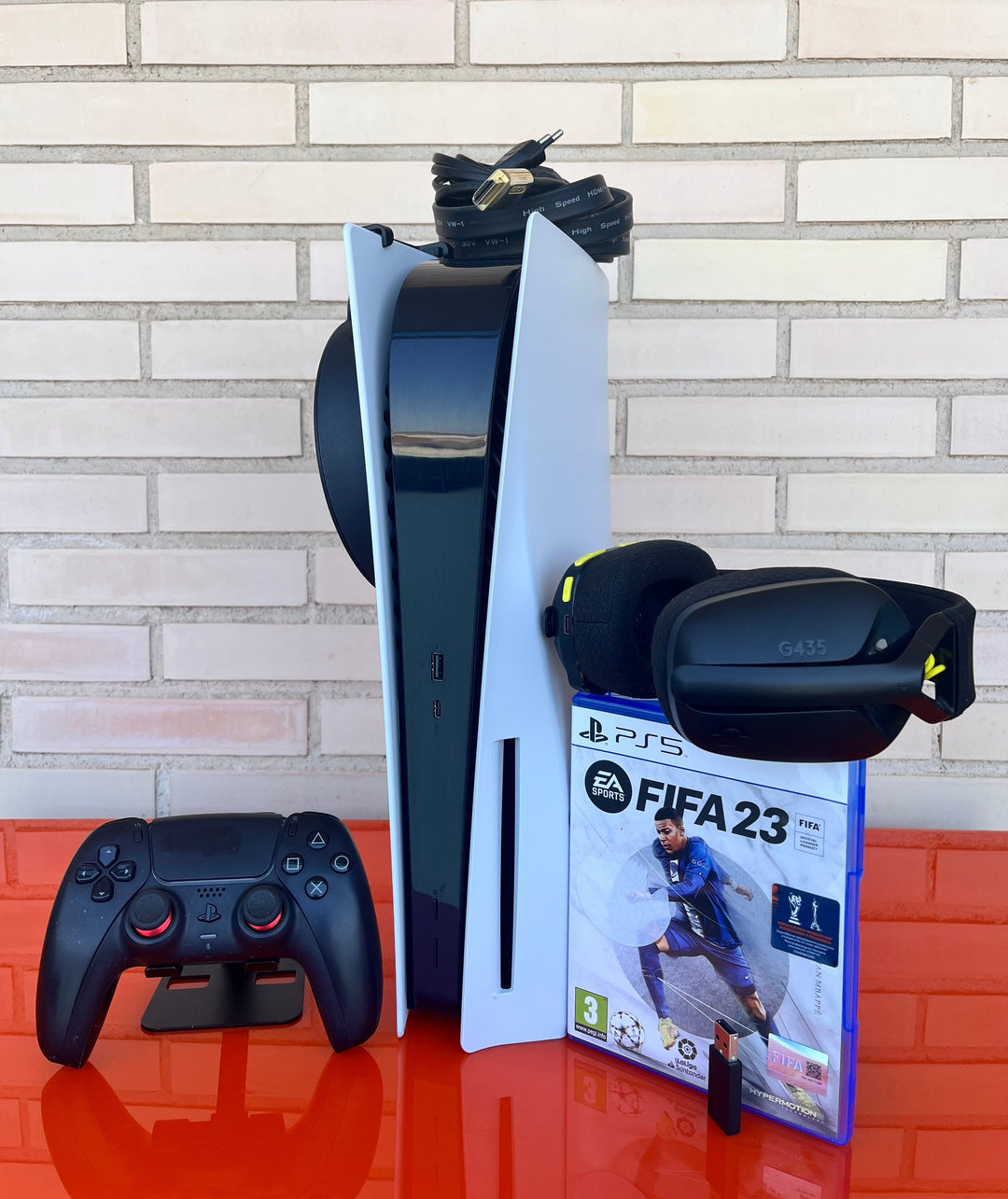 PS5 (PlayStation 5) + FIFA 23 - Videojuegoos