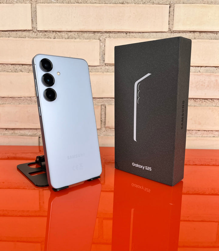 Samsung Galaxy S25 128GB Plata - Videojuegoos