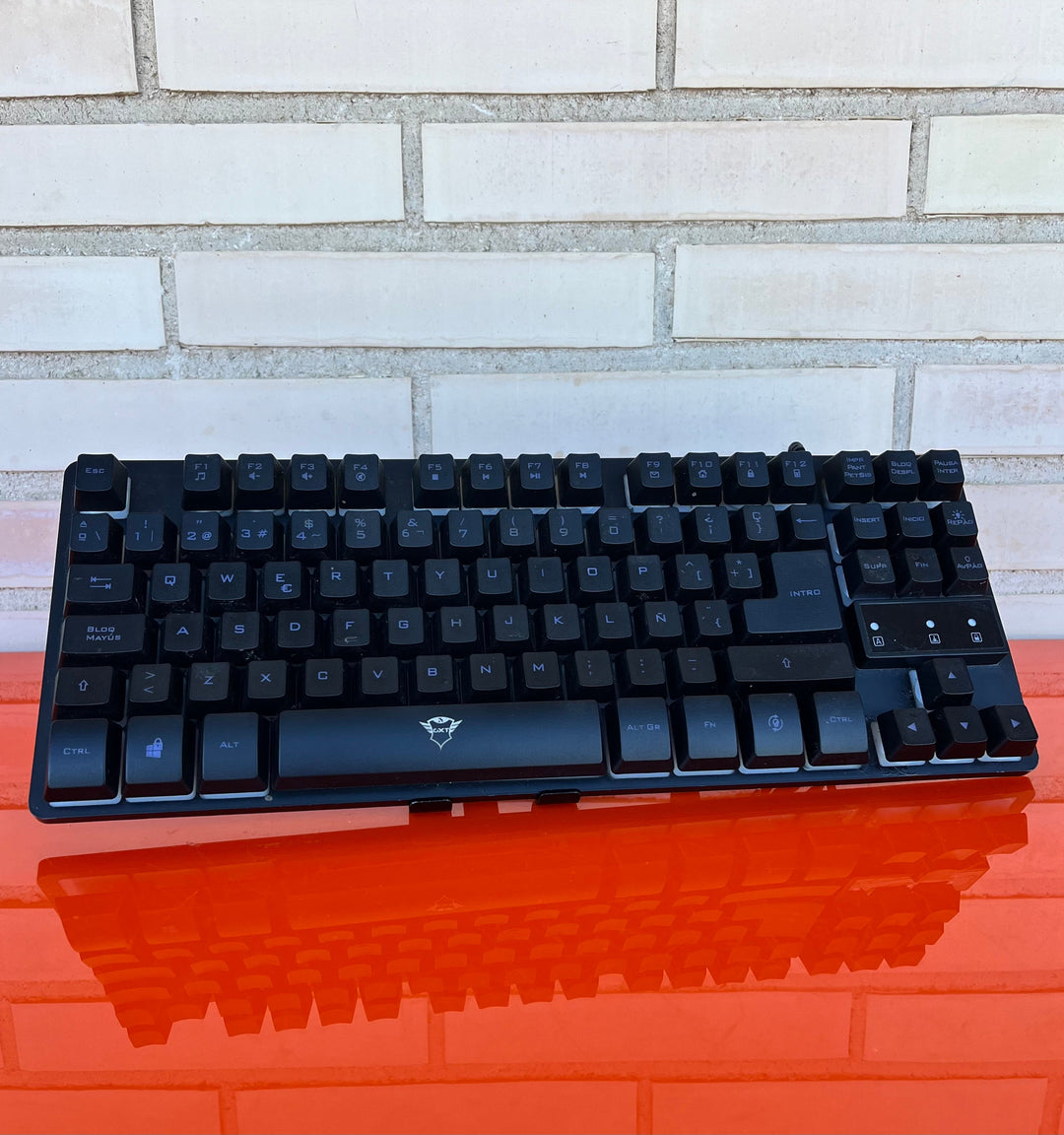 Teclado Mecánico Trust Negro - Videojuegoos